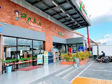 Popular-Market-Deli-Canggu